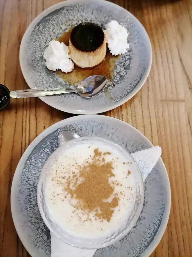 Un postre de la carta que tenemos en Restaurante La Antigualla, Granada