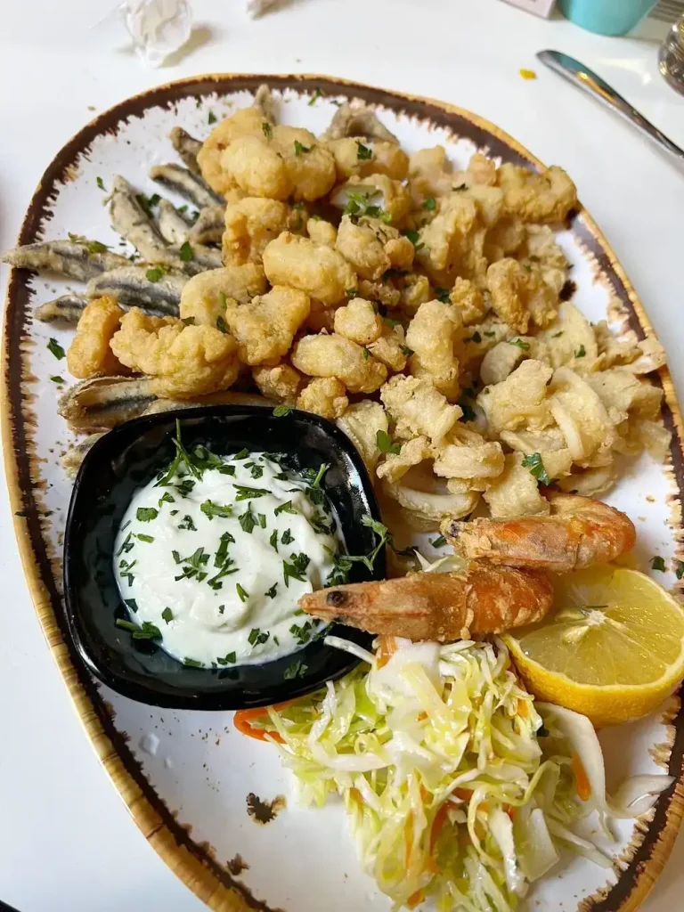 Un plato de la carta que tenemos en Restaurante La Antigualla, Granada